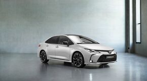 Toyota prichádza s ostrejším modelom Corolla sedan v podobe novej verzie GR SPORT